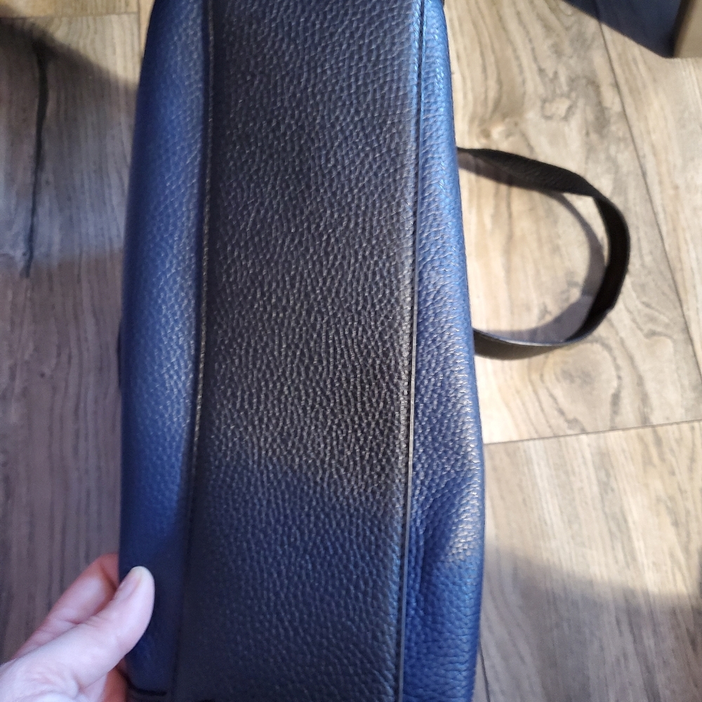 Purse - Picture 3 of 5